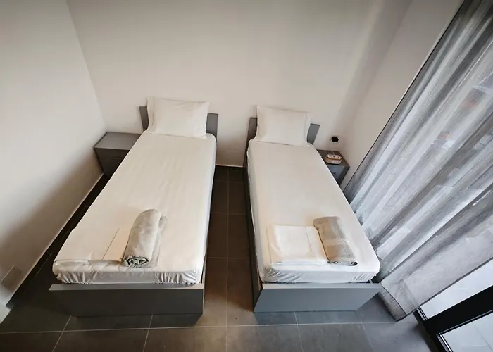 Vasil Gjika 2 地拉那