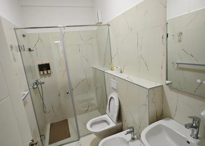 Vasil Gjika 2 地拉那