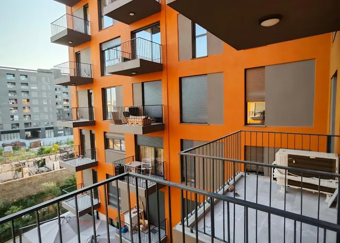 Vasil Gjika 2 地拉那